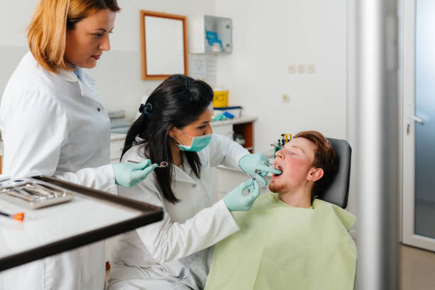 Best Broken or Cracked Tooth Emergency Dentist in Elm Creek, TX